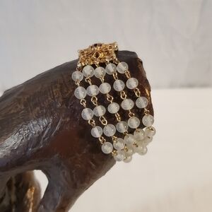 Vintage Milk Glass‎ Bracelet